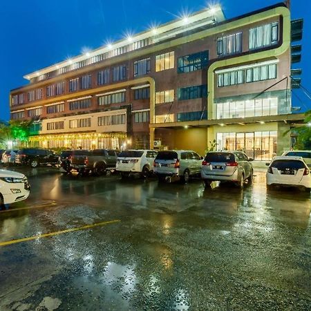 The Royal Idi Hotel Idirayeuk Екстериор снимка