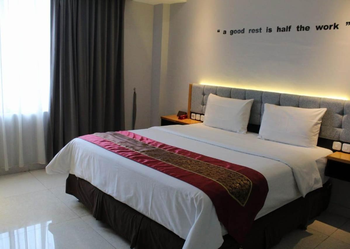 The Royal Idi Hotel Idirayeuk Екстериор снимка