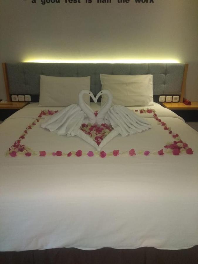 The Royal Idi Hotel Idirayeuk Екстериор снимка